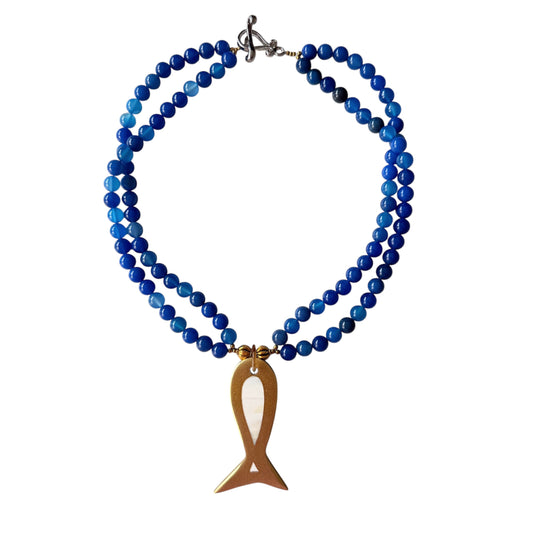Blue agate necklace with gold buffalo horn and lacquer sardine