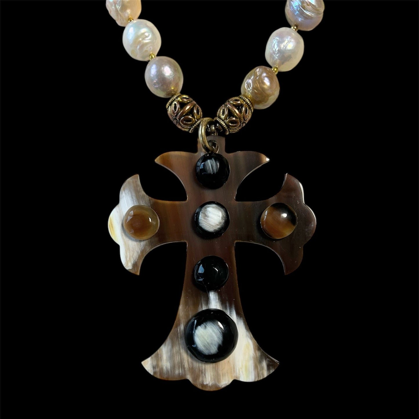 Freshwater pearl necklace with buffalo horn cross pendant