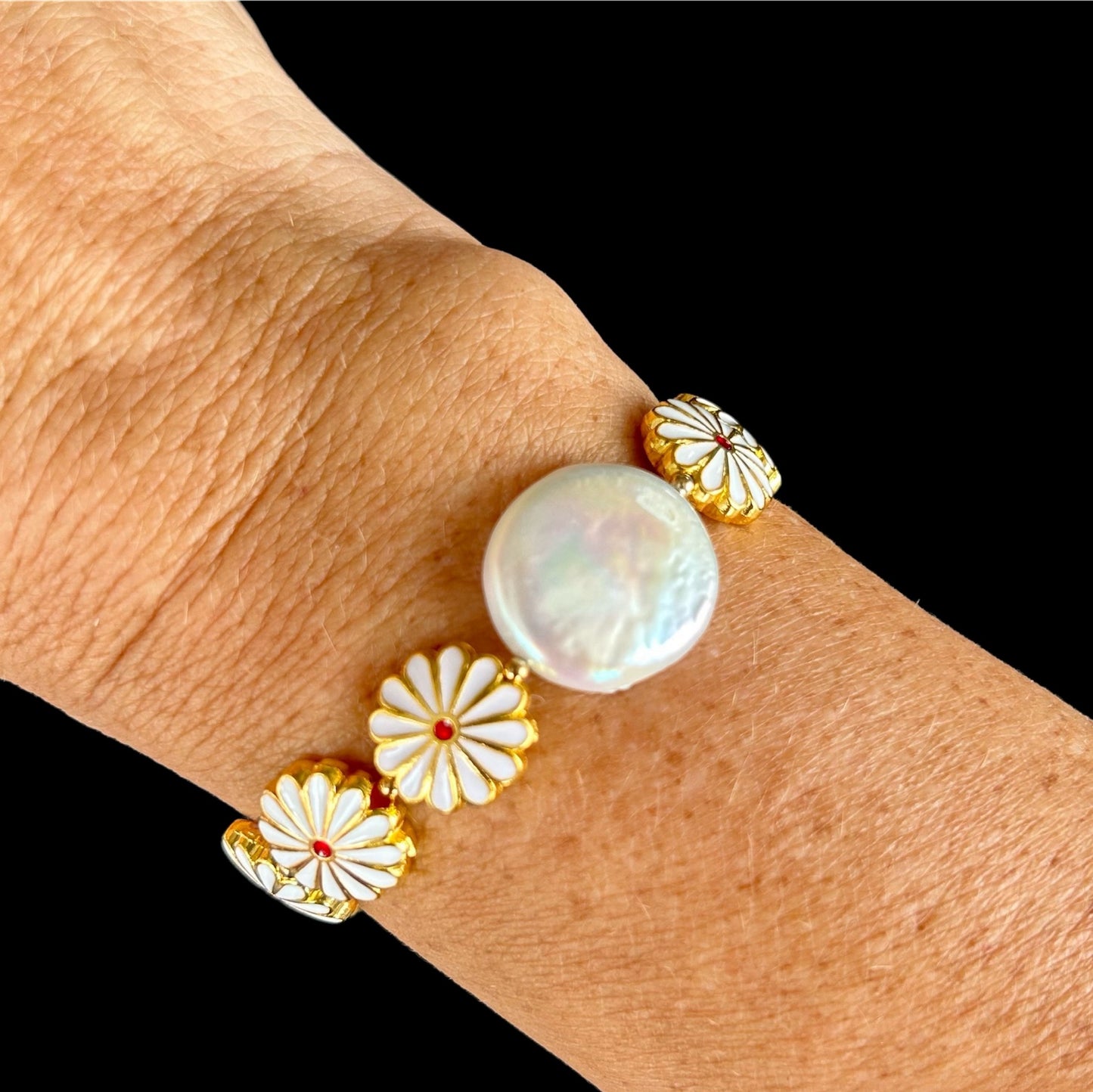 Cloisonne flower and coin freshwater pearl bracelet