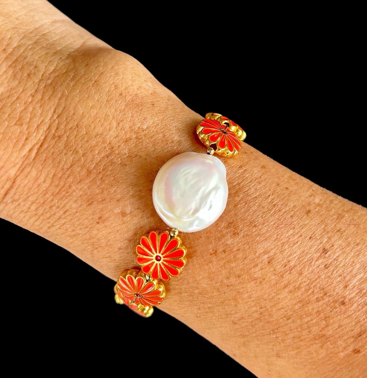 Cloisonne flower and coin freshwater pearl bracelet