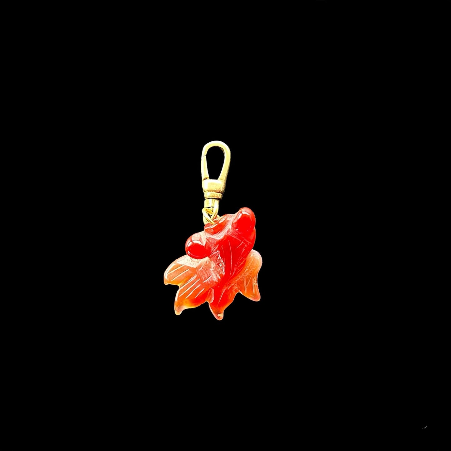 Agate goldfish pendant