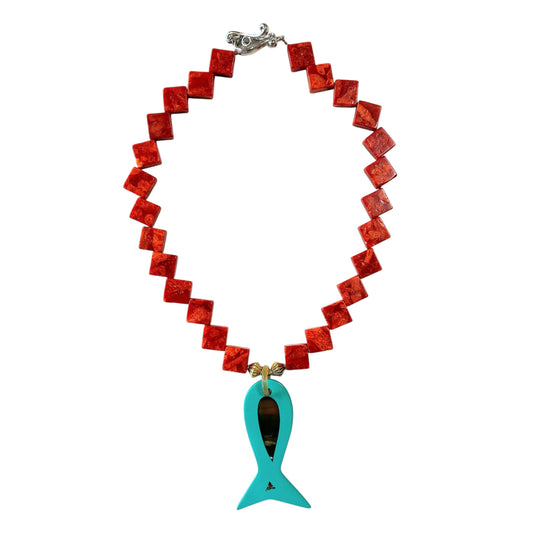 Sponge coral necklace with turquoise buffalo horn and lacquer sardine