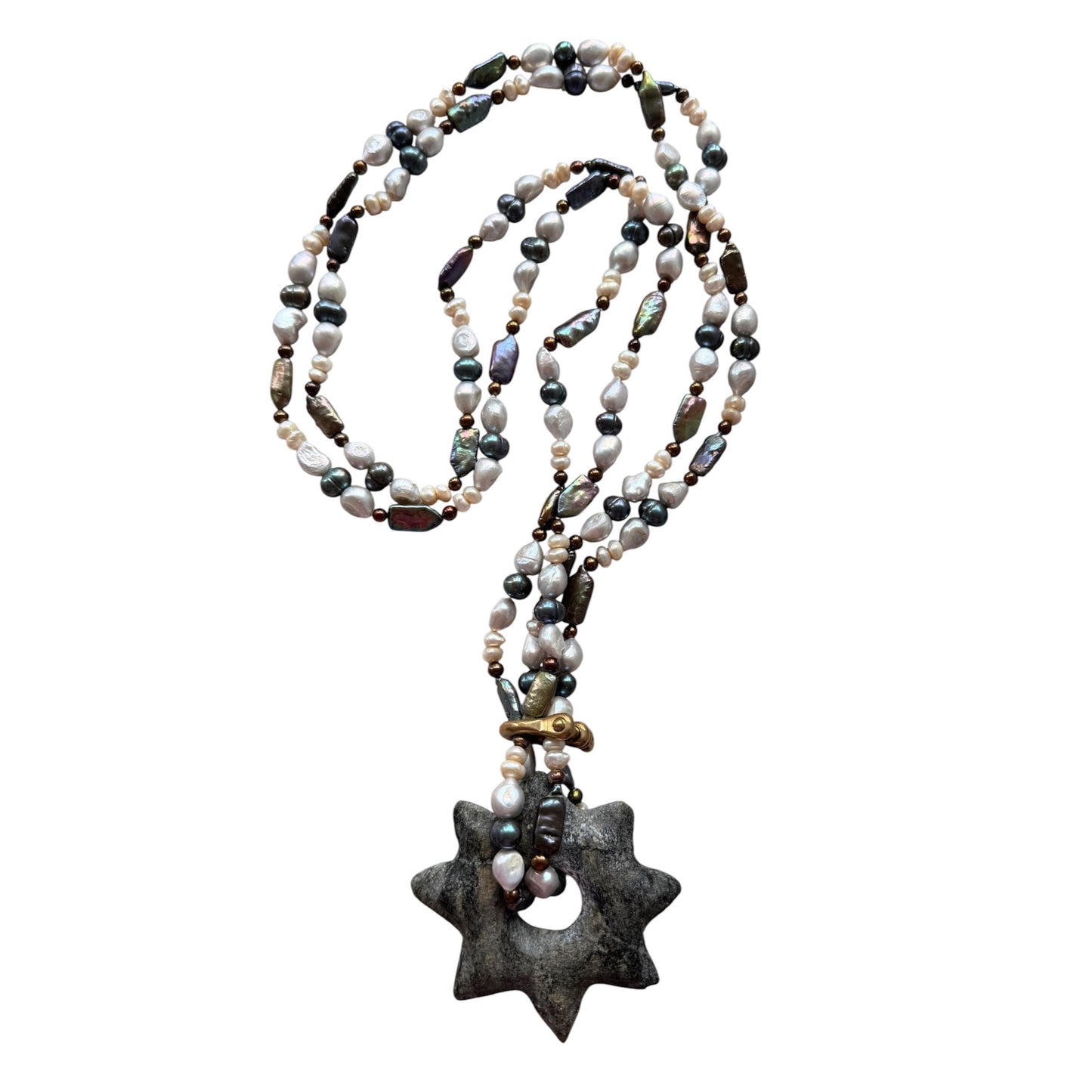 Double strand pearl necklace with stone star